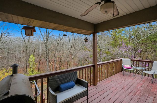 1753 DEL CERRO DR, Jefferson City, MO 65101