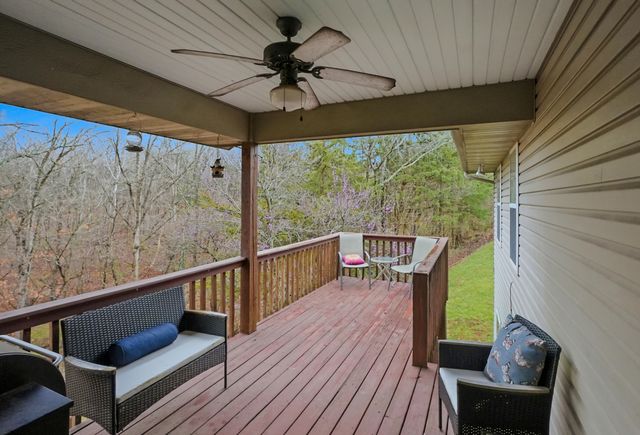 1753 DEL CERRO DR, Jefferson City, MO 65101