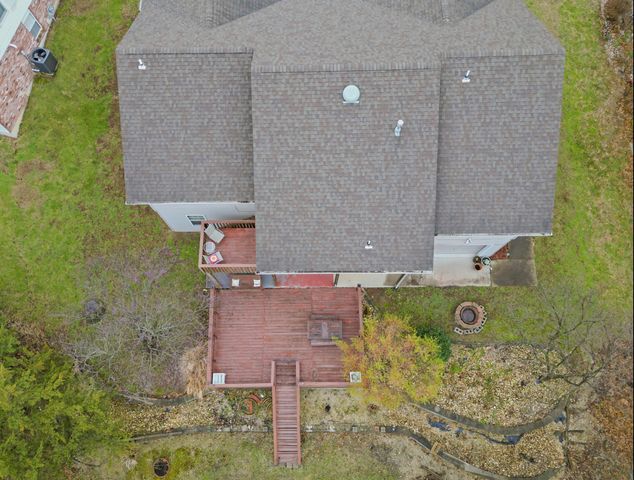 1753 DEL CERRO DR, Jefferson City, MO 65101