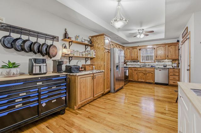 1753 DEL CERRO DR, Jefferson City, MO 65101