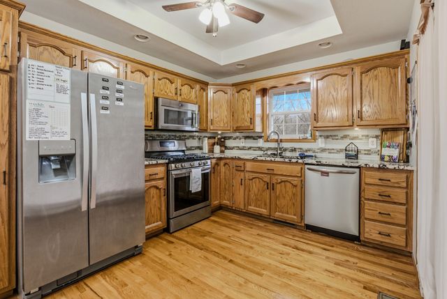 1753 DEL CERRO DR, Jefferson City, MO 65101