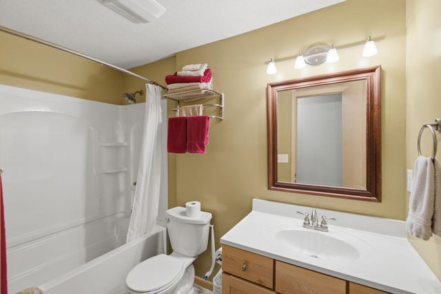 1745 N Black Locust Ct, Andover, KS 67002