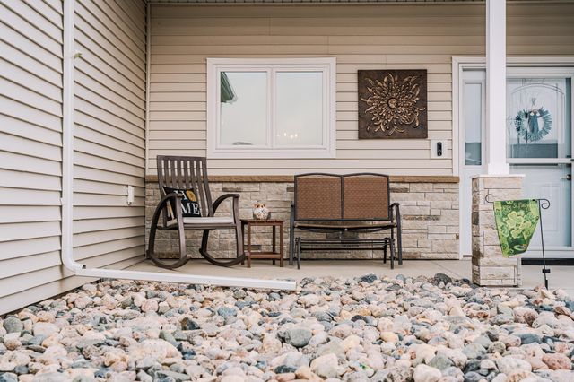 1845 67th Avenue S, Fargo, ND 58104