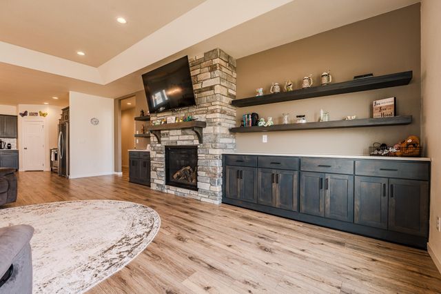 1845 67th Avenue S, Fargo, ND 58104