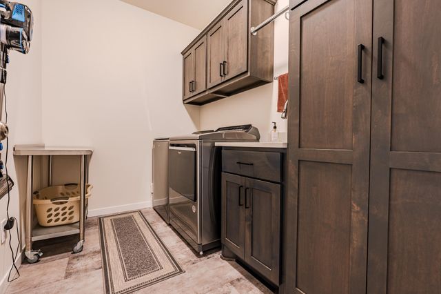 1845 67th Avenue S, Fargo, ND 58104