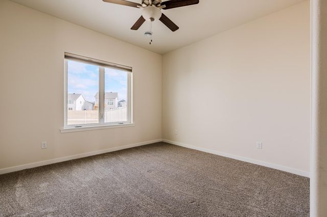 1845 67th Avenue S, Fargo, ND 58104