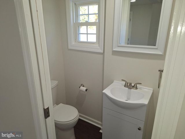 614 CHANDLER MILL RD, Avondale, PA 19311