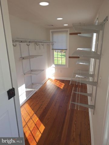 614 CHANDLER MILL RD, Avondale, PA 19311