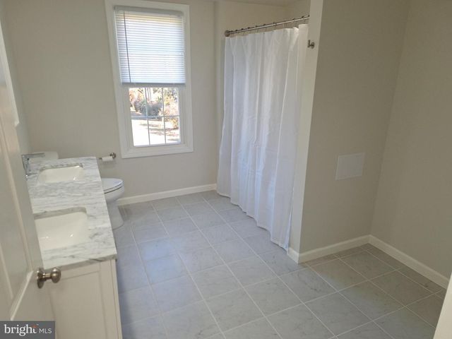 614 CHANDLER MILL RD, Avondale, PA 19311
