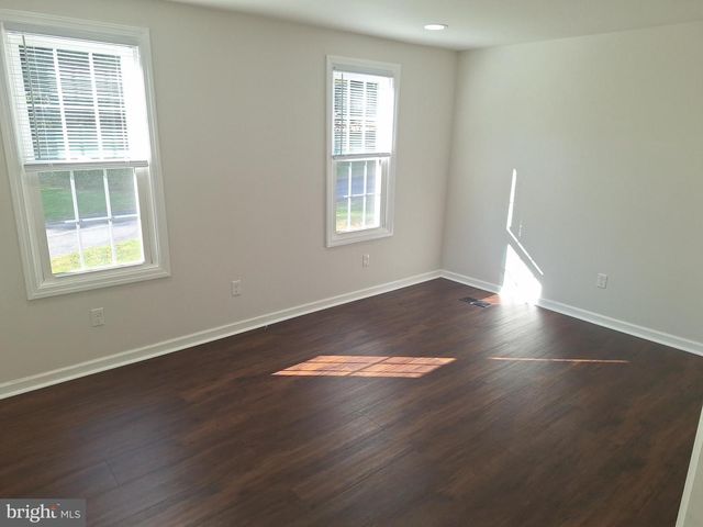 614 CHANDLER MILL RD, Avondale, PA 19311