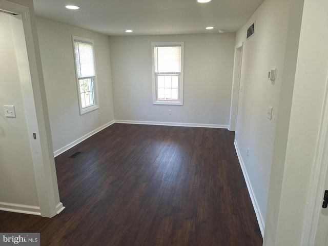 614 CHANDLER MILL RD, Avondale, PA 19311