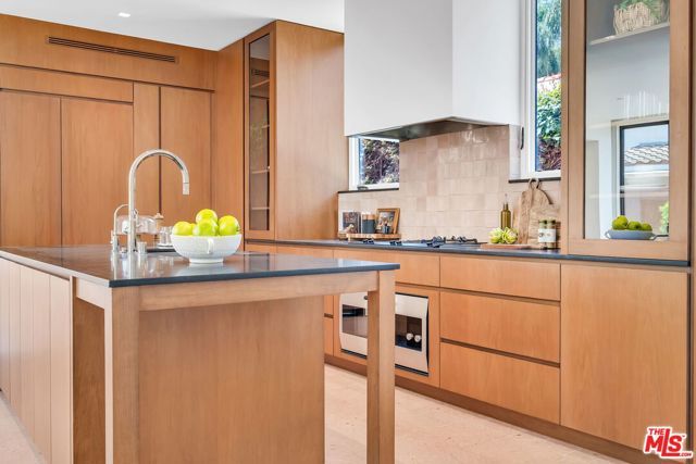 421 19th Street, Santa Monica, CA 90402