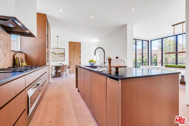 421 19th Street, Santa Monica, CA 90402