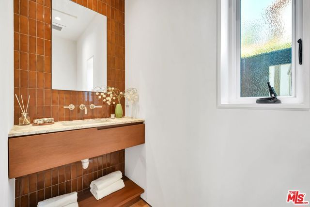 421 19th Street, Santa Monica, CA 90402