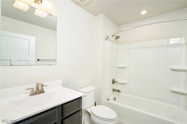 3649 Stradley Circle, Norton, OH 44203