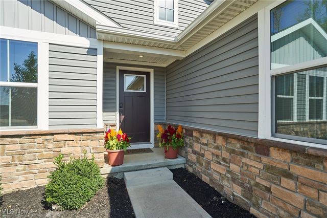3649 Stradley Circle, Norton, OH 44203