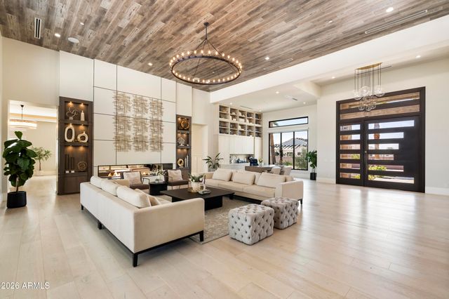 24351 N 97th Drive, Peoria, AZ 85383