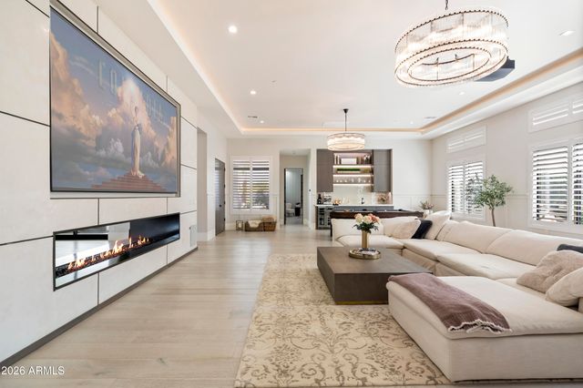 24351 N 97th Drive, Peoria, AZ 85383