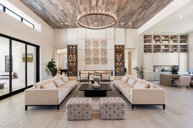 24351 N 97th Drive, Peoria, AZ 85383