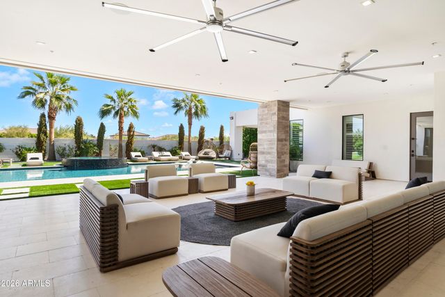 24351 N 97th Drive, Peoria, AZ 85383