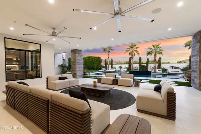 24351 N 97th Drive, Peoria, AZ 85383