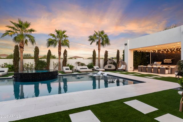 24351 N 97th Drive, Peoria, AZ 85383