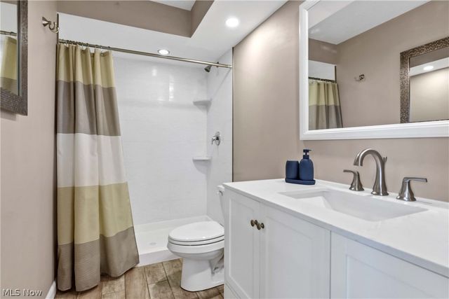 12900 Lake Avenue 622, Lakewood, OH 44107