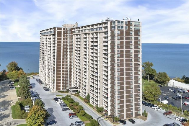 12900 Lake Avenue 622, Lakewood, OH 44107