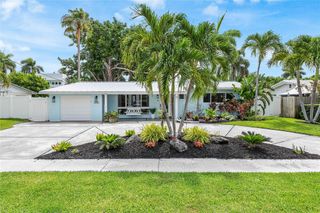 5030 NE 26th Ter, Lighthouse Point, FL 33064