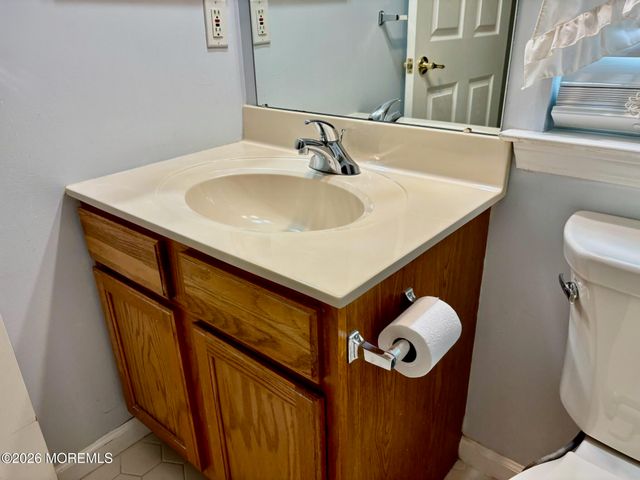 23 Clear Lake Road, Whiting, NJ 08759