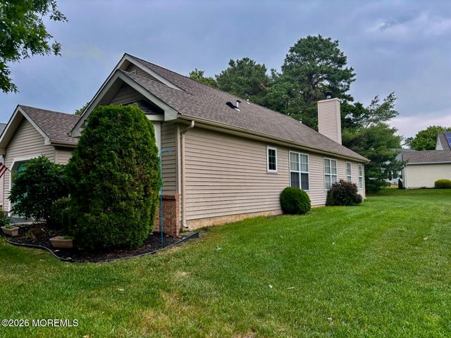 23 Clear Lake Road, Whiting, NJ 08759