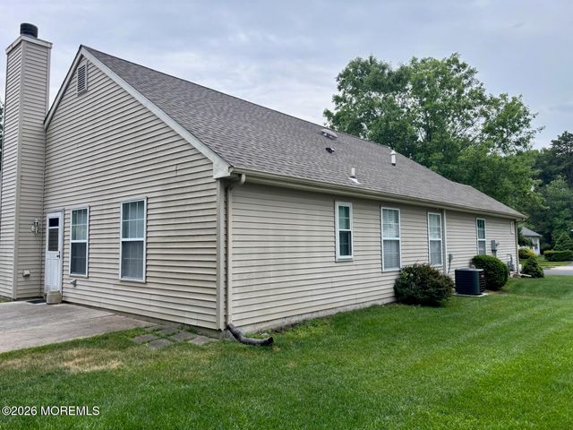 23 Clear Lake Road, Whiting, NJ 08759
