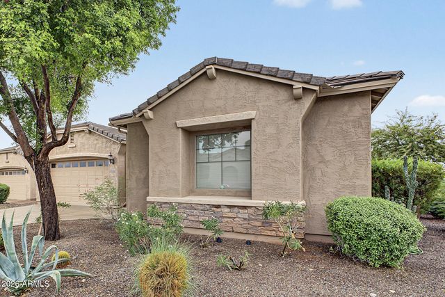 18193 W Echo Lane, Waddell, AZ 85355