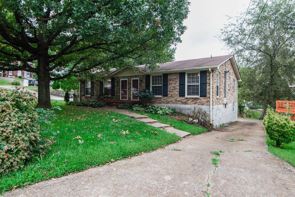 845A Oakwood Terrace Drive, Antioch, TN 37013