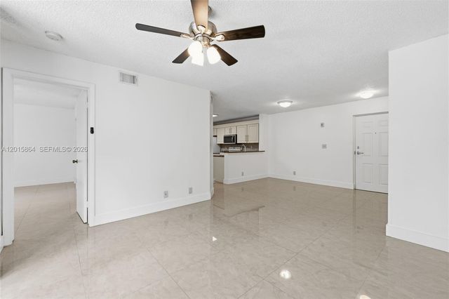 10131 W Sunrise Blvd 204, Plantation, FL 33322