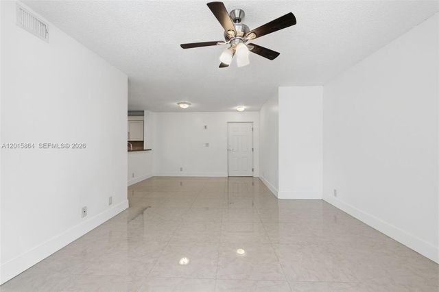 10131 W Sunrise Blvd 204, Plantation, FL 33322