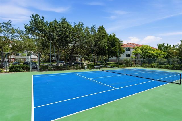 10131 W Sunrise Blvd 204, Plantation, FL 33322