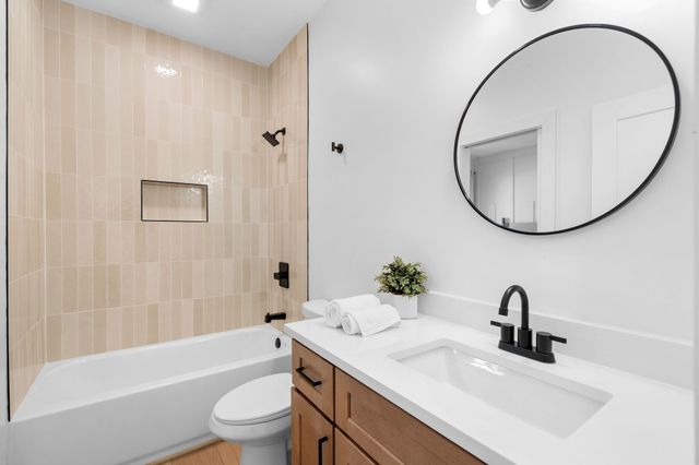 1815 7th Ave, N, Nashville, TN 37208