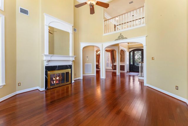 23 N Morning Cloud Circle, The Woodlands, TX 77381