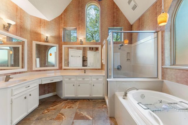 23 N Morning Cloud Circle, The Woodlands, TX 77381