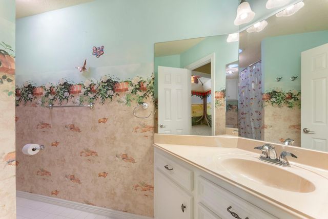 23 N Morning Cloud Circle, The Woodlands, TX 77381