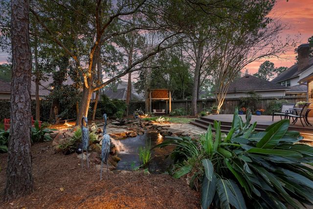 23 N Morning Cloud Circle, The Woodlands, TX 77381