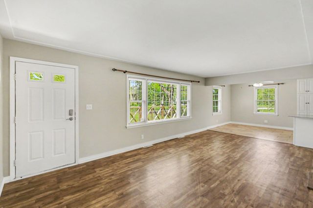 5214 E County N, Dellwood, MN 55110