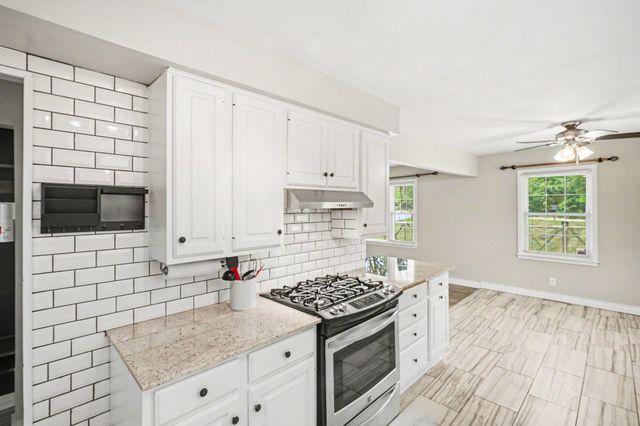 5214 E County N, Dellwood, MN 55110