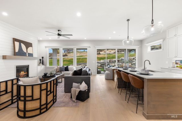 24473 Drifter Rd, Star, ID 83669