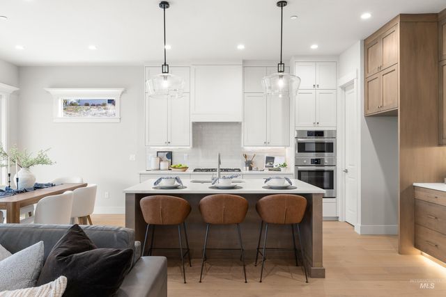 24473 Drifter Rd, Star, ID 83669