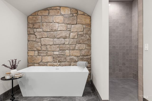 24473 Drifter Rd, Star, ID 83669