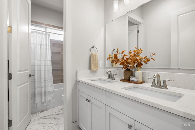 24473 Drifter Rd, Star, ID 83669