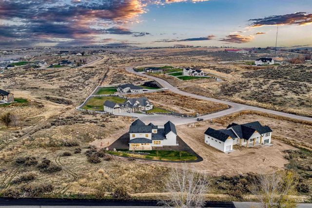 24473 Drifter Rd, Star, ID 83669