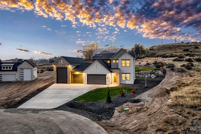 24473 Drifter Rd, Star, ID 83669